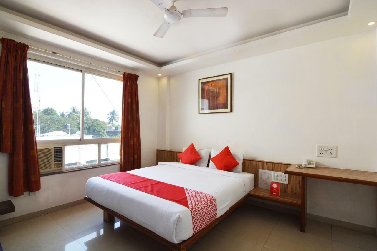 Oyo 24197 Saptaruchi Hotell Pimpri-Chinchwad Exteriör bild